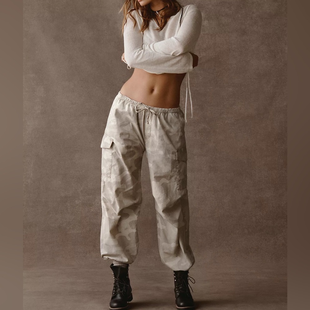 Anthropologie Light Tan Camo Cargo Joggers
